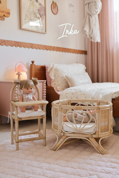 Shell Dolls Bassinet