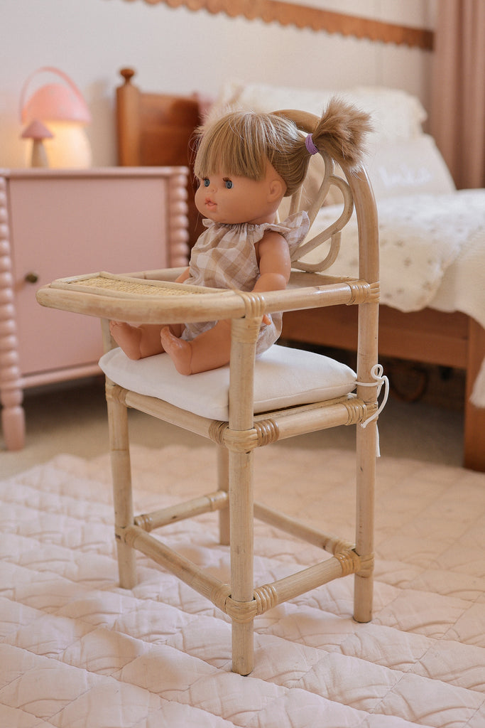 Shell High Chair