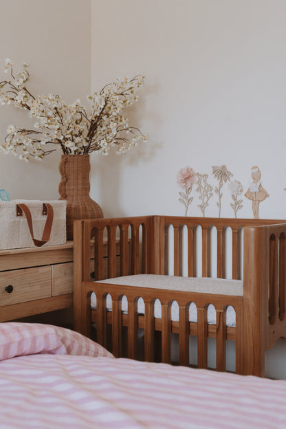 The Vallie Co Sleeper Bassinet