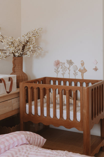 The Vallie Co Sleeper Bassinet