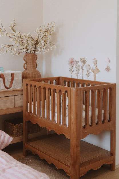 The Vallie Co Sleeper Bassinet