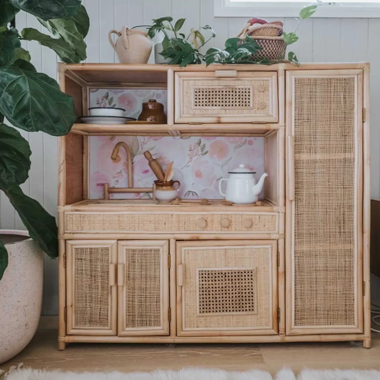 The Deluxe Kitchen