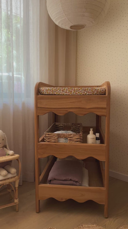 The Vallie Change Table